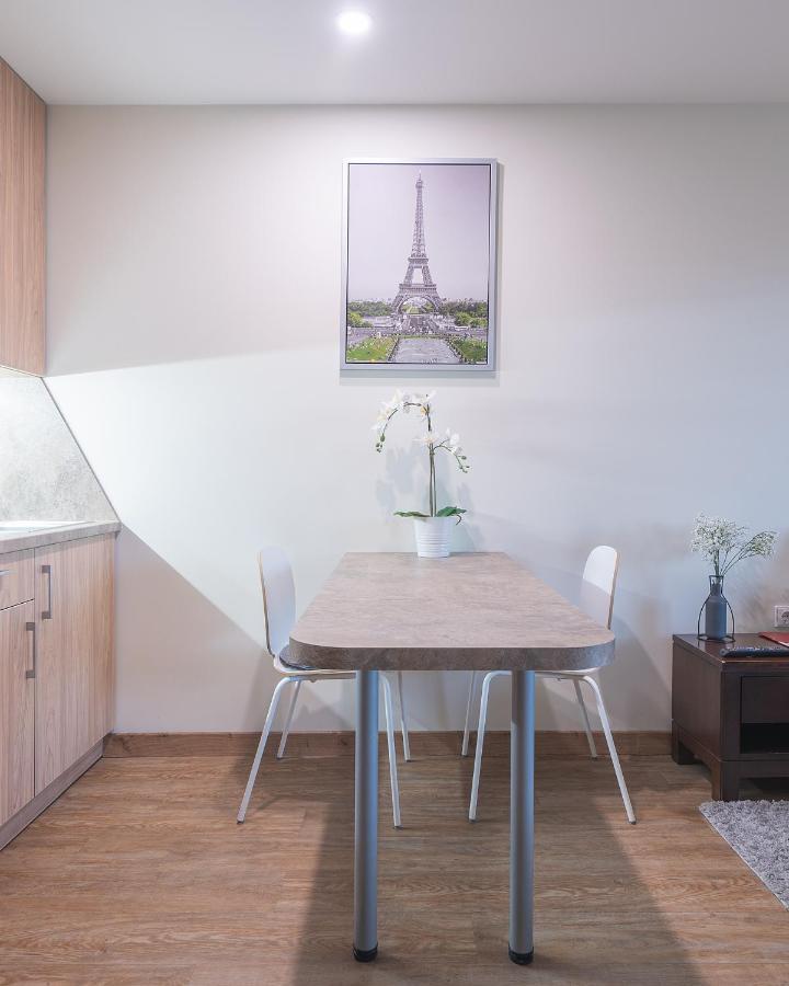 Gyneju Self Check-In Apartments VNO Exterior photo