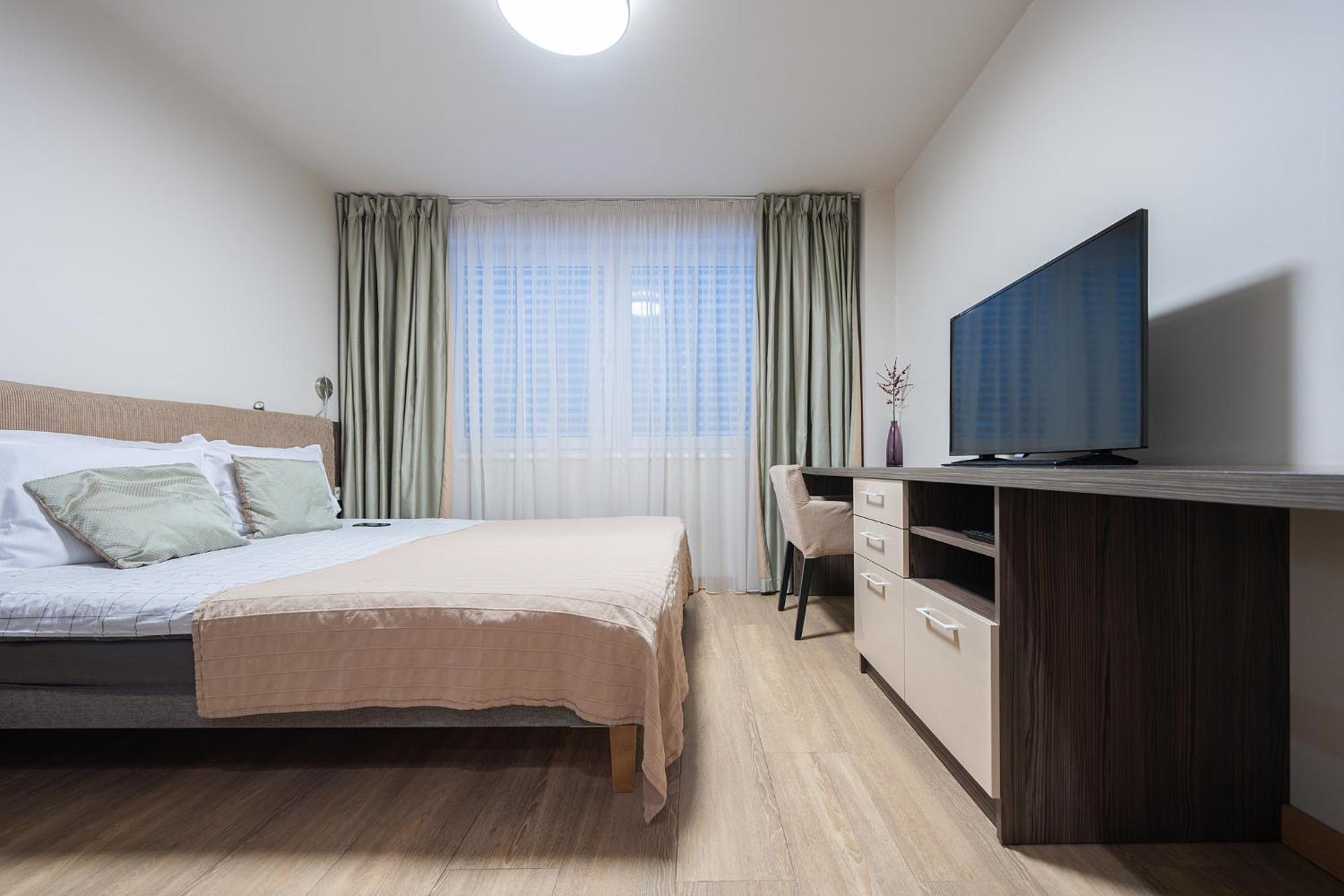 Gyneju Self Check-In Apartments VNO Exterior photo